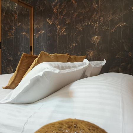 Logis Hotel La Breche - Restaurant Berthelot Αμπουάζ Εξωτερικό φωτογραφία