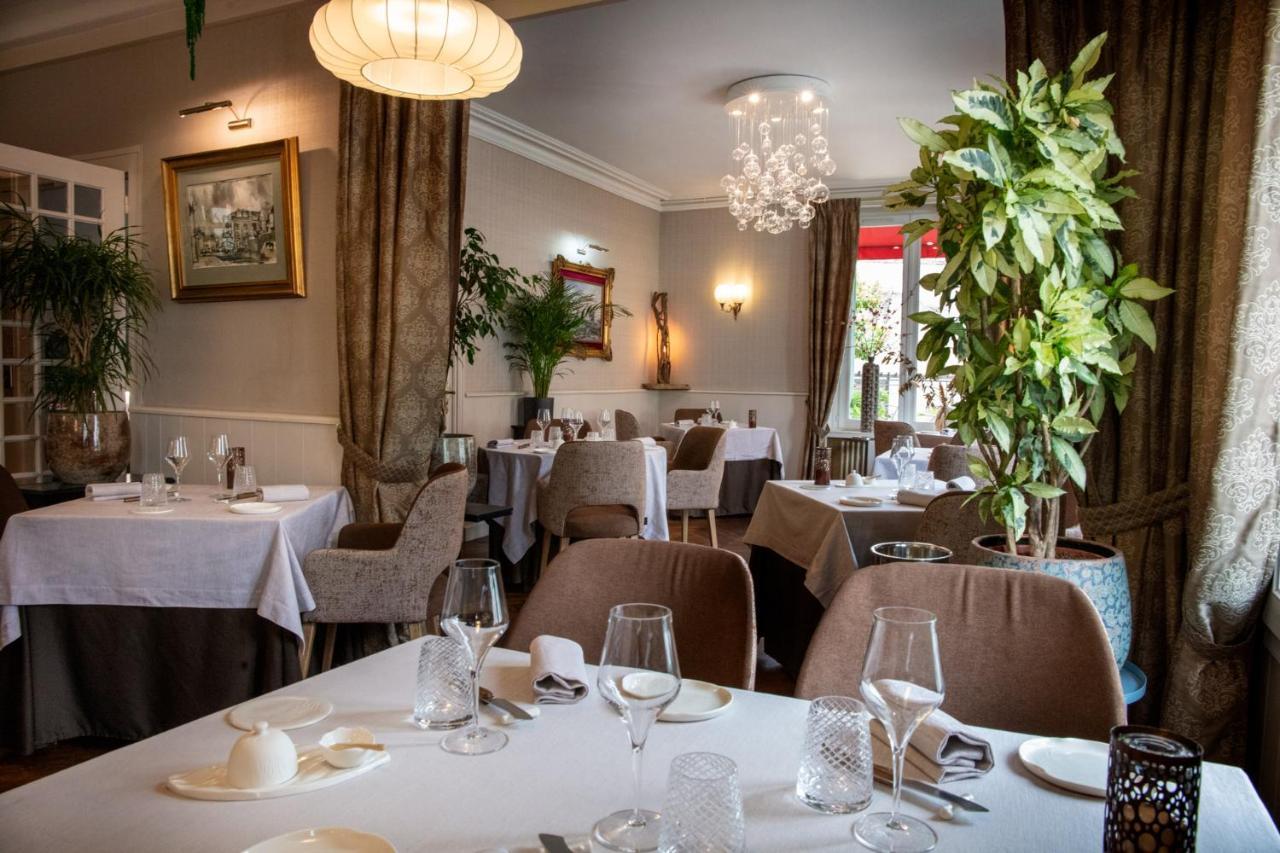 Logis Hotel La Breche - Restaurant Berthelot Αμπουάζ Εξωτερικό φωτογραφία