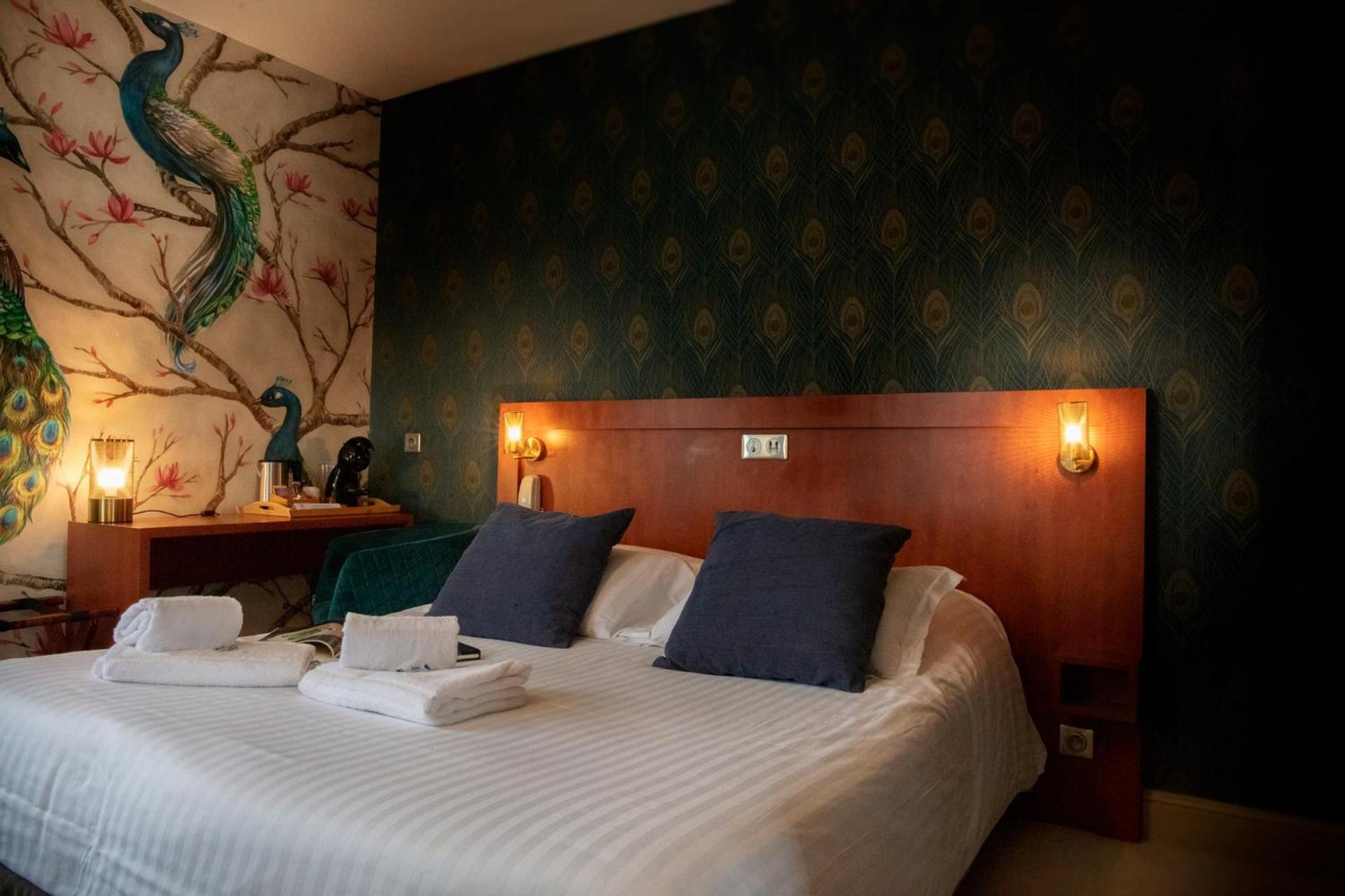 Logis Hotel La Breche - Restaurant Berthelot Αμπουάζ Εξωτερικό φωτογραφία