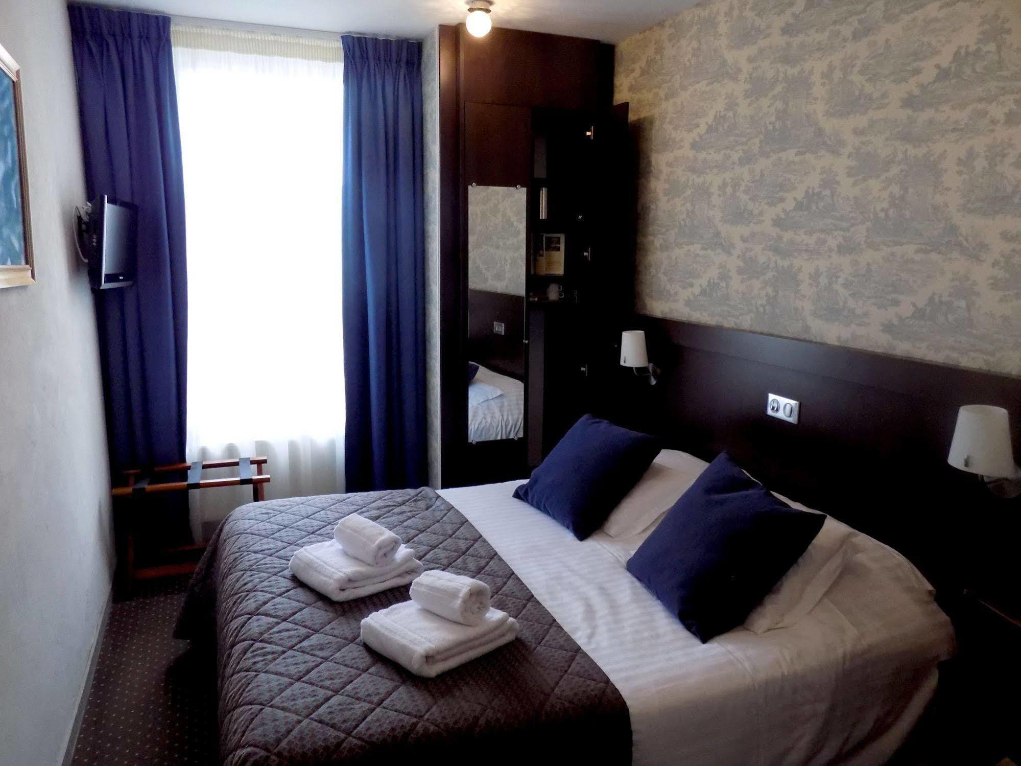 Logis Hotel La Breche - Restaurant Berthelot Αμπουάζ Εξωτερικό φωτογραφία