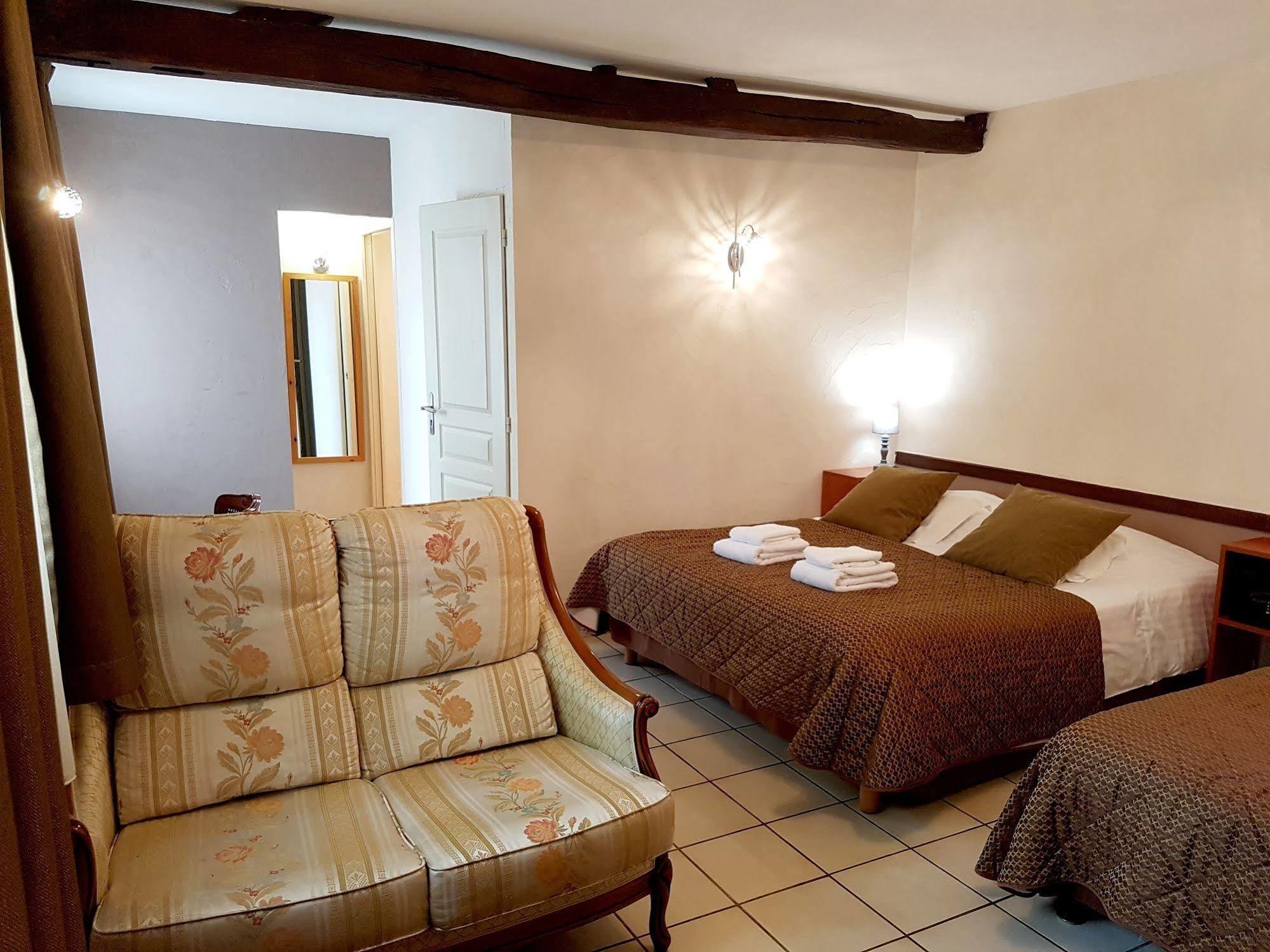Logis Hotel La Breche - Restaurant Berthelot Αμπουάζ Εξωτερικό φωτογραφία