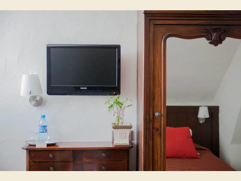 Logis Hotel La Breche - Restaurant Berthelot Αμπουάζ Εξωτερικό φωτογραφία