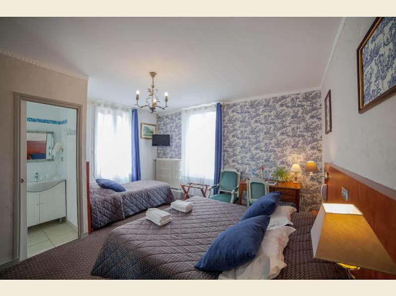 Logis Hotel La Breche - Restaurant Berthelot Αμπουάζ Εξωτερικό φωτογραφία